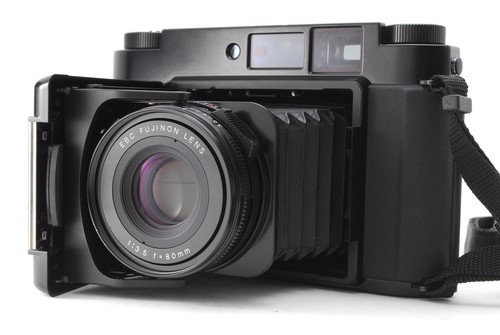 Near Mint Fujifilm GF670 Professional Black 6x6 6x7 Film Camera from Japan - Picture 2 of 16