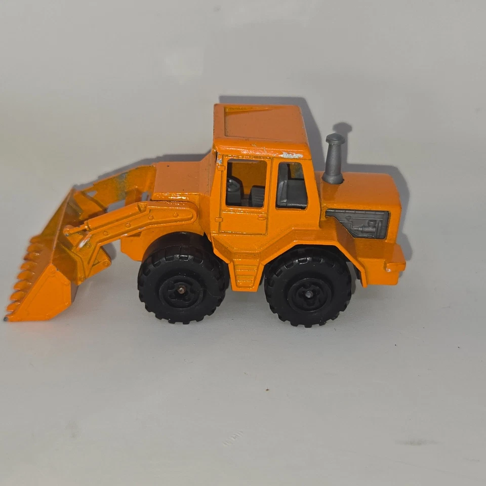 Camión de volteo Majorette Construction Lor 274 Benne Carrier 263 Tracto cargador frontal Foto 3 de 4