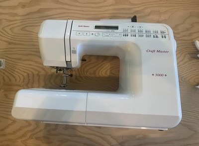 Craft Master 5000 Quilt Master Sewing Machine
