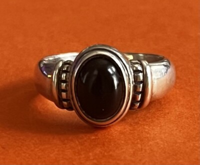 James Avery Retired Sterling Silver With Black Onyx Oval Ring Size 