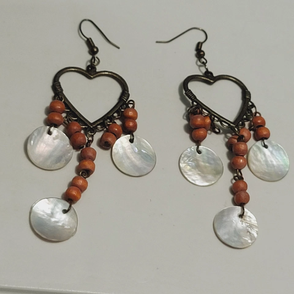 Бронзовые висячие серьги-сердечки с абалоновыми подвесными дисками - Изображение 3 из 4