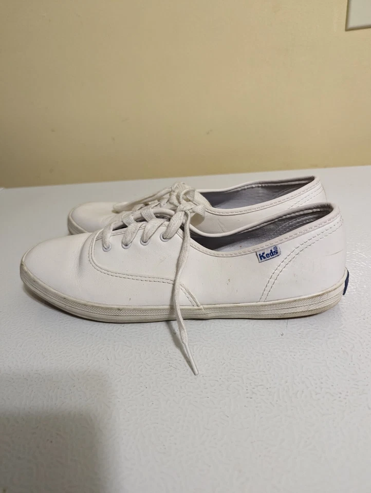 Keds Size 9 Girls White Canvas Shoes - Image 3 of 4