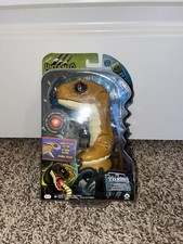 Fingerlings Untamed TOXIN Snake Serpent Ferocious  Your Fingertips Interactive