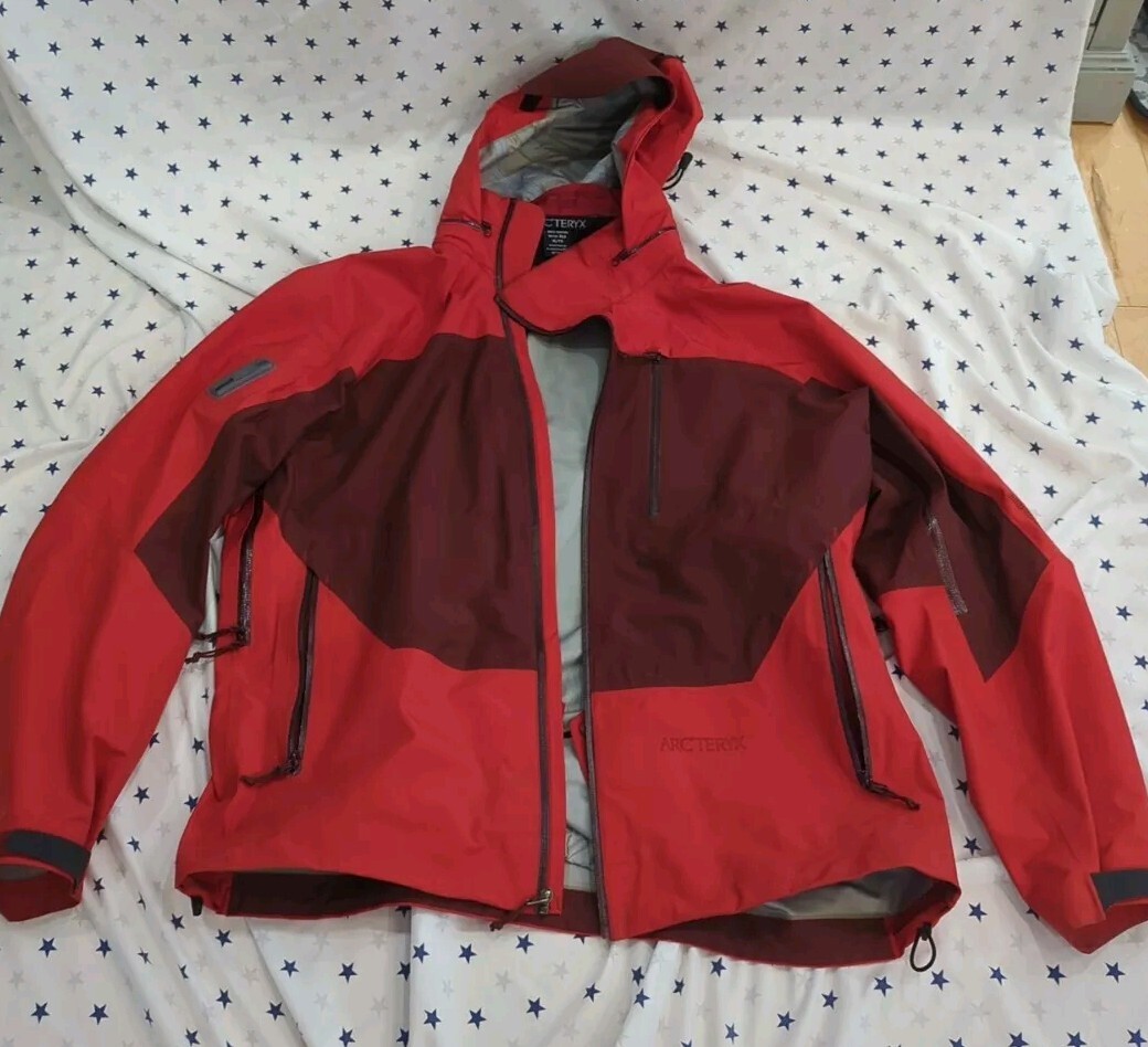 Arc'teryx RECCO GoreTex XCR Jacket Mens Size XL (RED) Gem