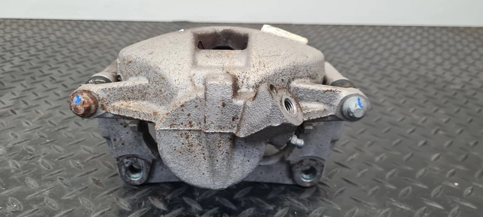 PEUGEOT 508 MK2 (PH1) (R8) 2021 1.6 HYBRID RIGHT FRONT BRAKE CALIPER 1612372380 - Image 4 of 4