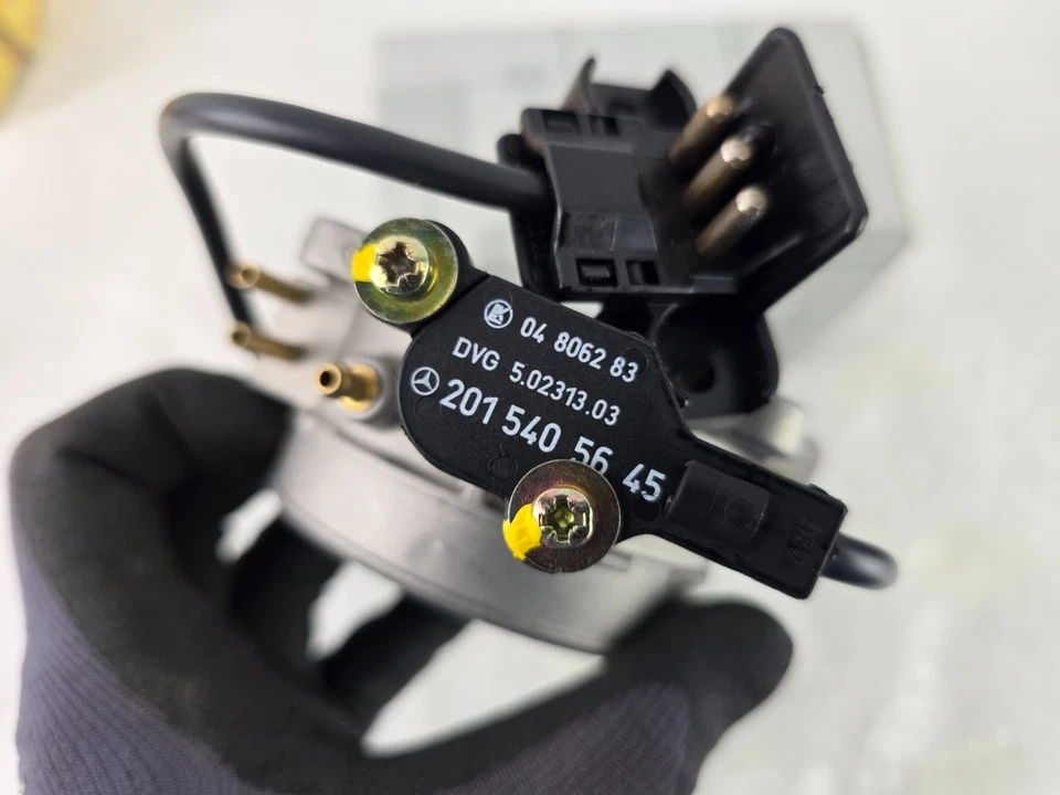 Cuerpo de acelerador genuino NOS Mercedes Benz 560SL SEL SEC A0011407753 0011407753 Foto 3 de 4