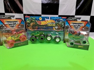 Hot Wheels Monster Trucks 2pk Bigfoot Vs Snake Bite And MONSTER JAM CHASES