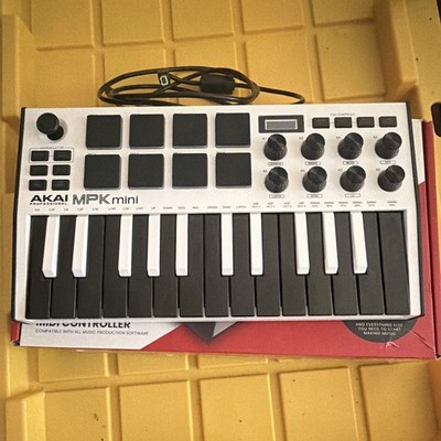 Akai MPK mini MIDI Keyboard Controller USB Compatible, Arpeggiator, 25 Keys