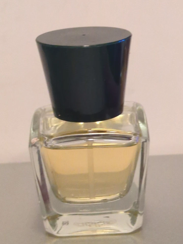 DE COLECCIÓN CRABTREE EVELYN LILY EAU DE TOILETTE 30 ml/1 oz AEROSOL Ver detalles Foto 2 de 3