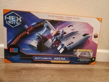 HEX BOTS BattleBots Arena 4.0 Bite Force & Blacksmith Remote Control Robot Toys