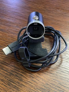 Microsoft LifeCam Cinema Webcam 1393 720p HD Kamera mit Mikrofon