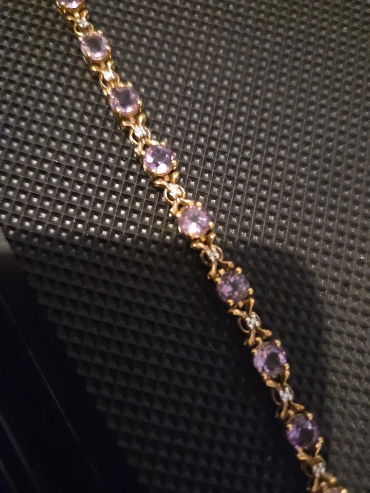 Armband 9 kt Gelbgold 375 Amethyst und Diamant Top Weihnachten