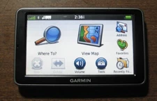 GARMIN DEZL 5" LM TRUCK GPS LIFETIME MAPS  EXCELLENT