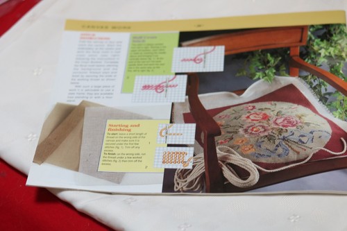 Creative Cross Stitch Magazine - No. 2 - Alphabet Booklet Attached - 1993 - VGC - Picture 7 of 8
