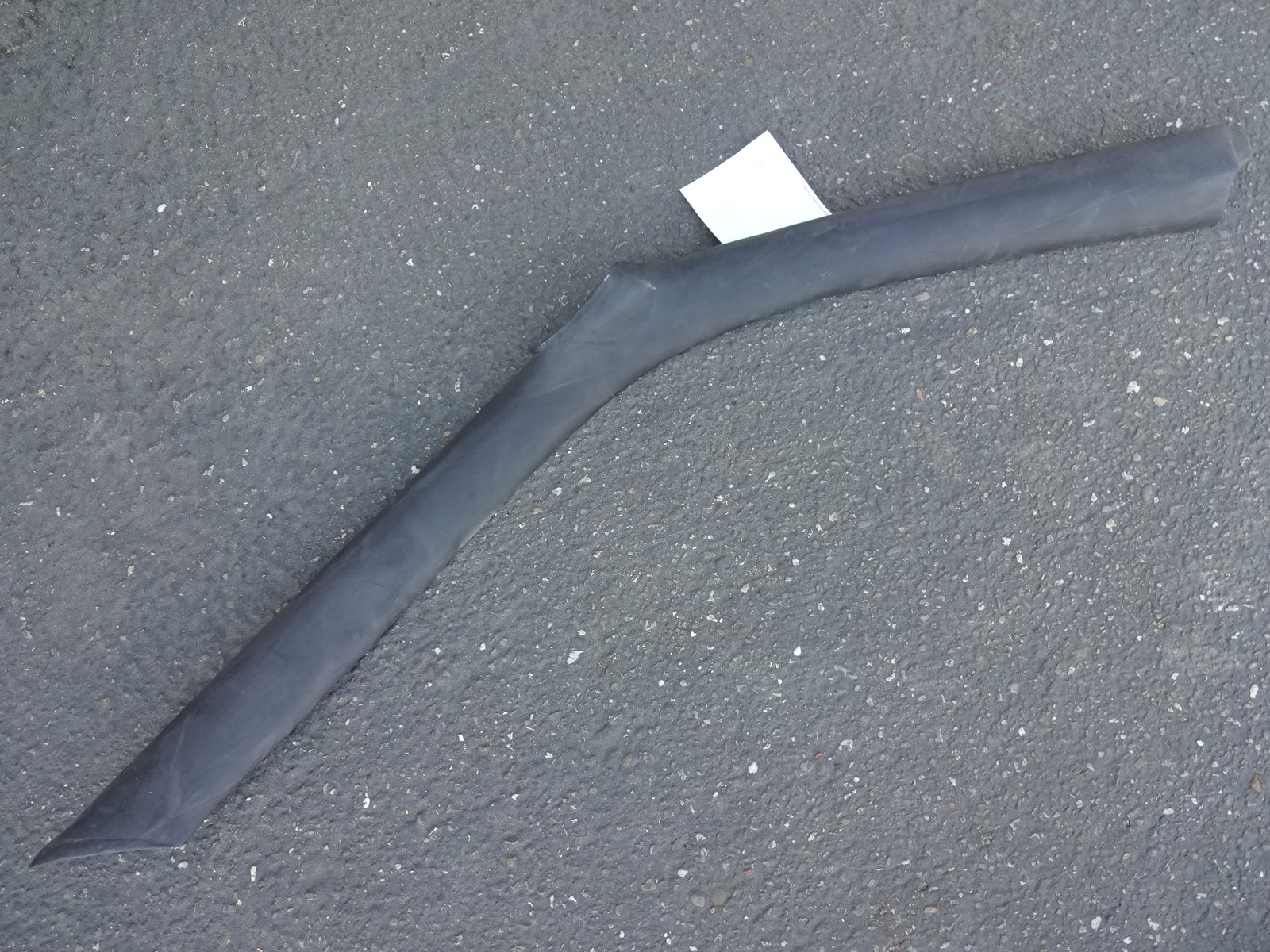 Ferrari 355 - Front Rh Right Post Pillar Moulding Trim 64398000