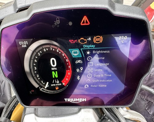TRIUMPH SPEED TRIPLE 1200 RR 2022 CLOCK SPEEDO MPH UK ONLY 2947 Miles 2506606 - Picture 17 of 18