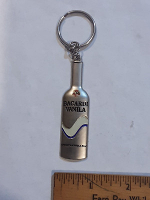 BACARDI VANILA RUM METAL KEYCHAIN PROMO