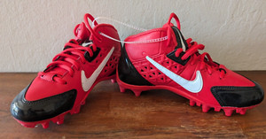 Boys Nike Alpha Strike Red Baseball Shoes Size 3.5 Brand New Condition!