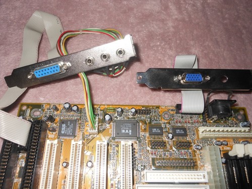 Lucky Star 5S530 SIS 530/5595 Socket 7 motherboard ISA PCI Audio & Video onboard - Afbeelding 2 van 10