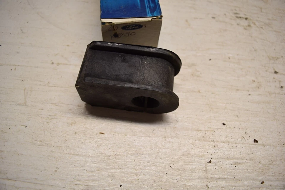 Nuevo buje estabilizador barra estabilizadora OEM Ford E-350 Econoline E9TZ5493-C-C14 Foto 3 de 4