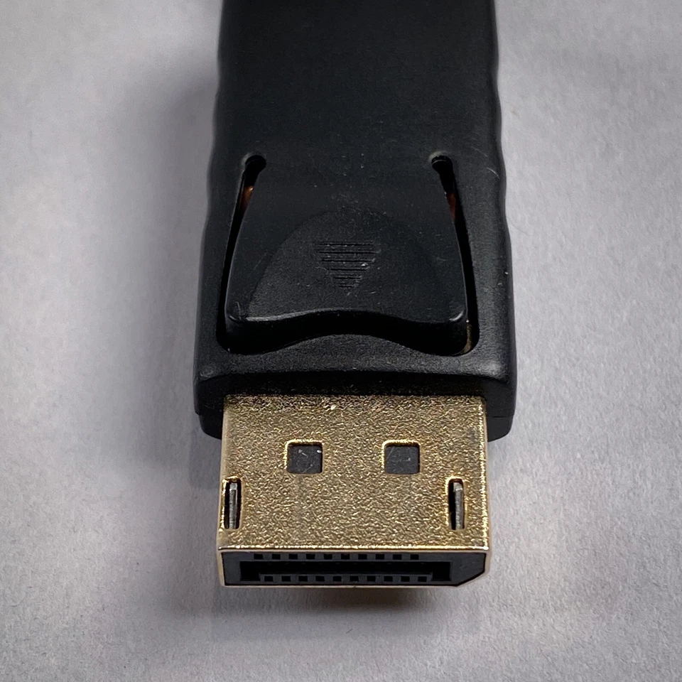 Cable Matters / Mini Display Port Female to Display Port Male  / Video Adaptor - Image 3 of 3