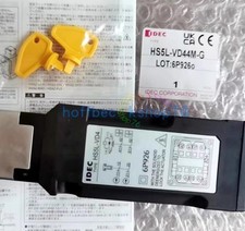 1PCS New IDEC HS5L-VD44M-G spring lock safety switch