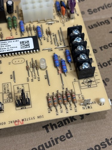 Source1 York Luxaire 265901 Emerson 50A56-242 Furnace Control Board 🔥Checked - Picture 23 of 23
