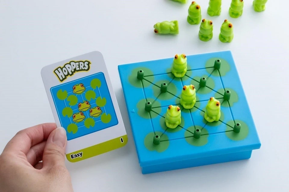 Thinkfun Hoppers Logic Game - With 40 Challenges - Image 3 of 3