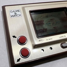Nintendo Game & Watch Gold MANHOLE MH-06 w/ Box, Manual LCD Electronics Game JP