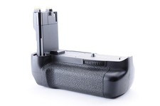 Canon Battery Grip BG-E7 for EOS 7D Digital SLR Camera Excellent 5 Z1424