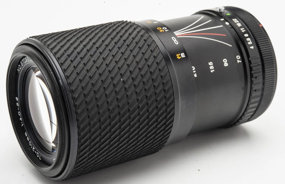Tokina 1:4-5.6 70-210mm - Canon FD - Image 3 of 4