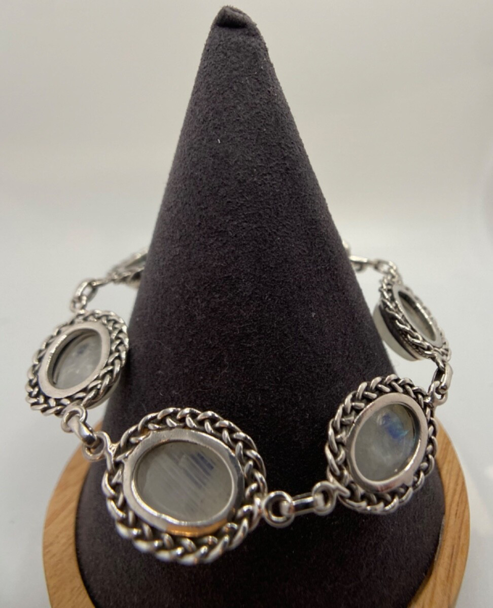 Beautiful Sterling,Multiple Moonstone Toggle Brac… - image 4