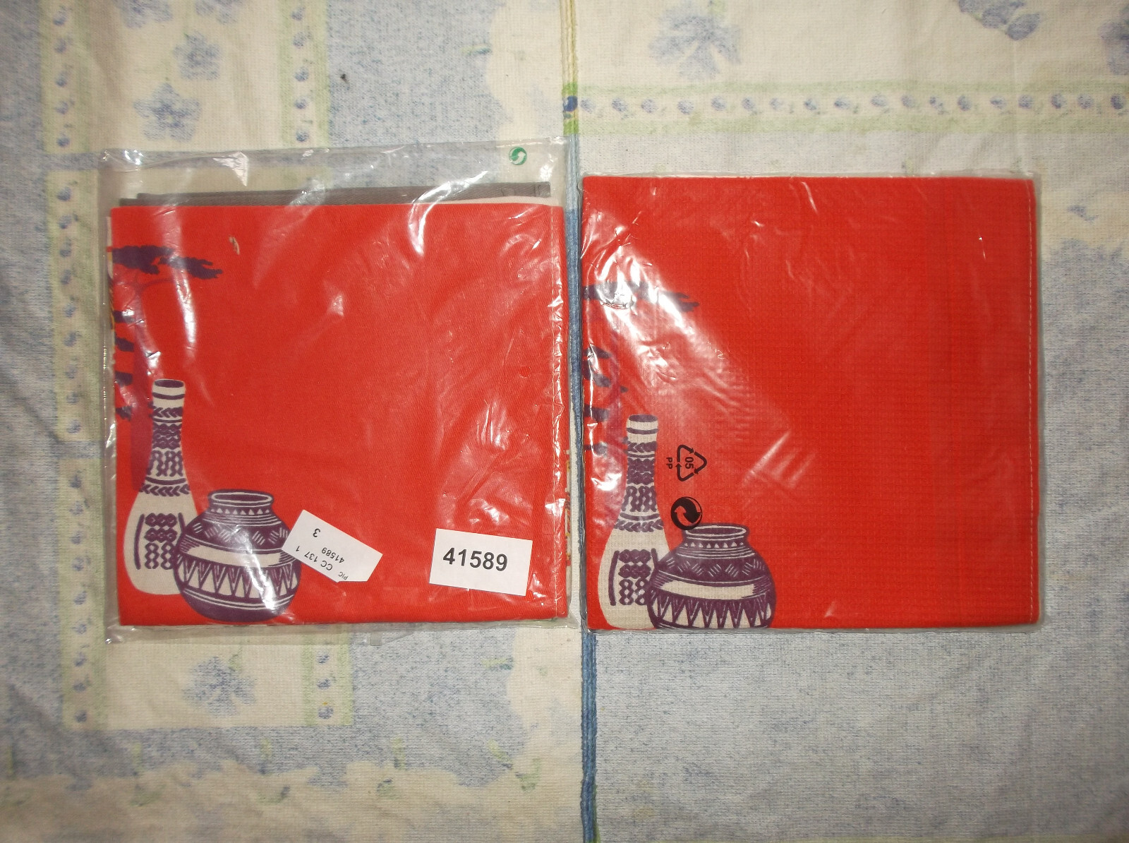 Lot de 4 serviettes décoratives en coton avec 2 de table et 2 essuie-mains