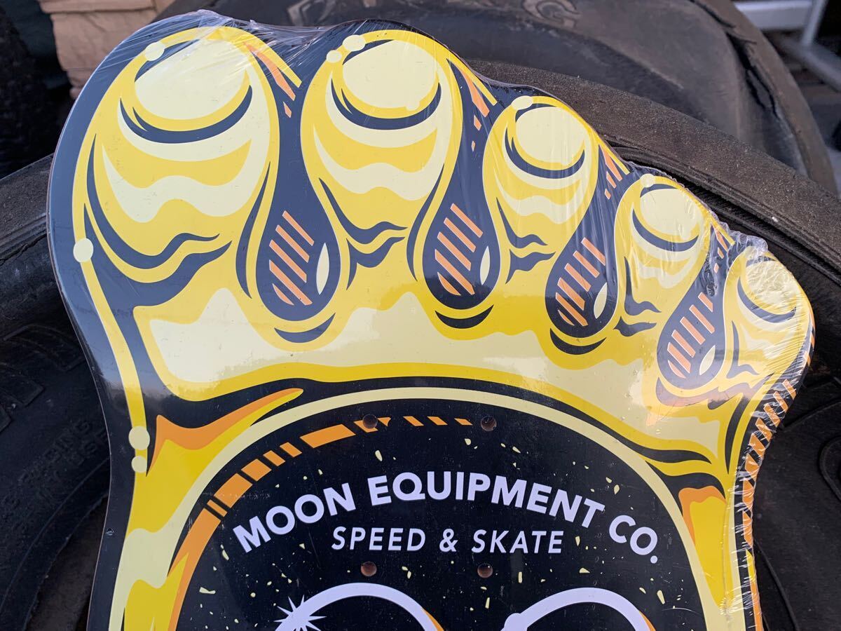 Loser Machine Skateboard Deck Mooneyes Collaboration Foot