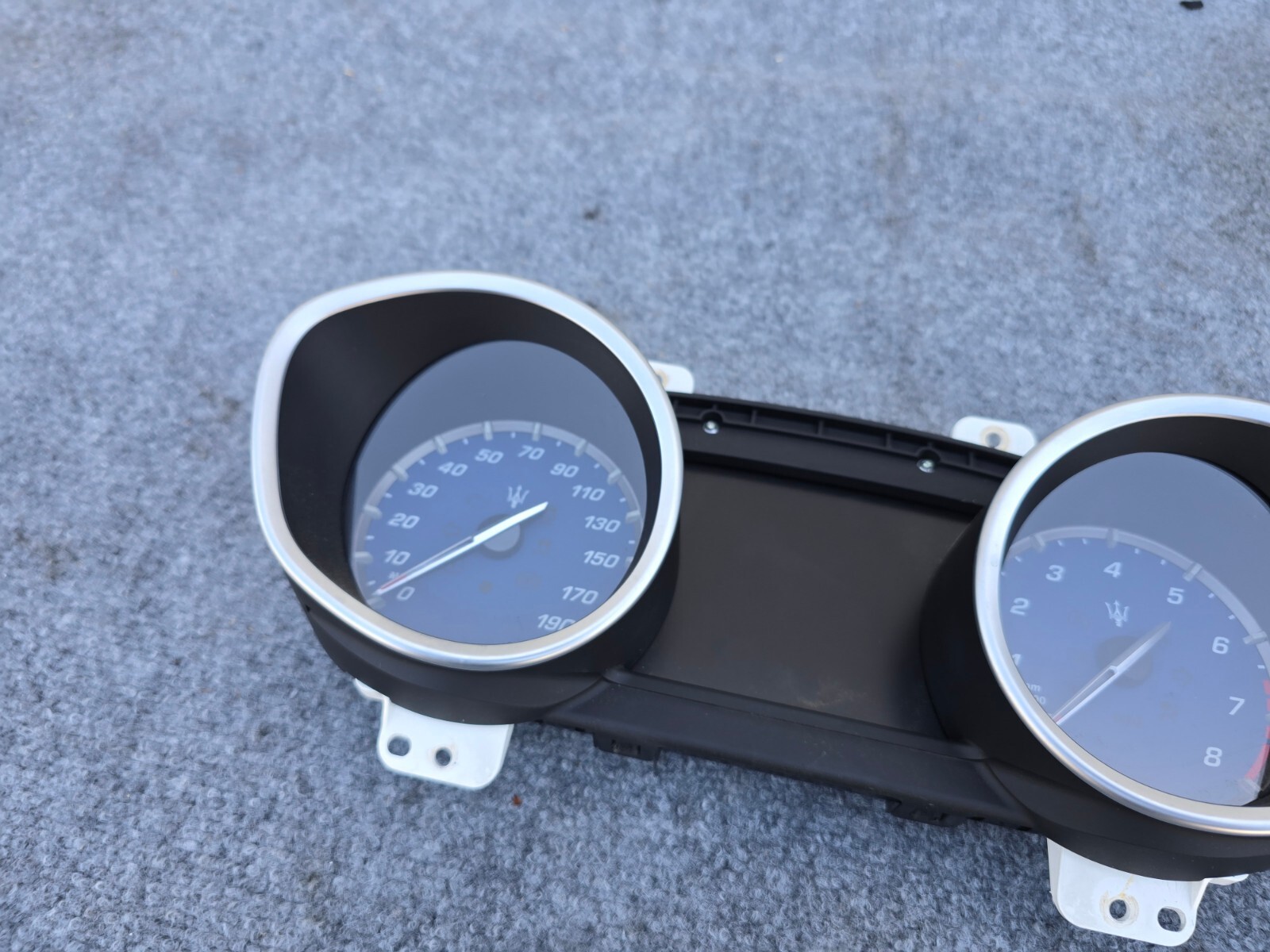 INSTRUMENT CLUSTER SPEEDOMETER ASSEMBLY 74K 14-17 MASERATI GHIBLI S QUATTROPORTE