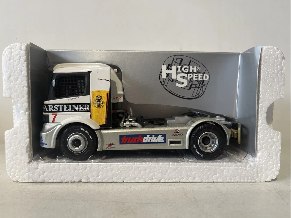 Camión de carreras Mercedes Benz Actros de alta velocidad 1/43 modelo Warsteiner #7 en caja Foto 2 de 4
