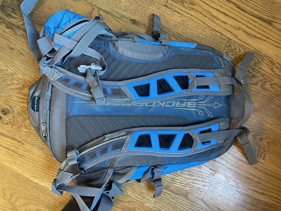 Mochila de caminhada Columbia San Gil 28L pacote de dia azul/cinza com capa de chuva - Imagem 3 de 4