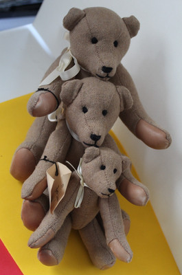 HANDMADE LYNDA BAYLESS CREATION BEARS-3 BEARS IN LOT