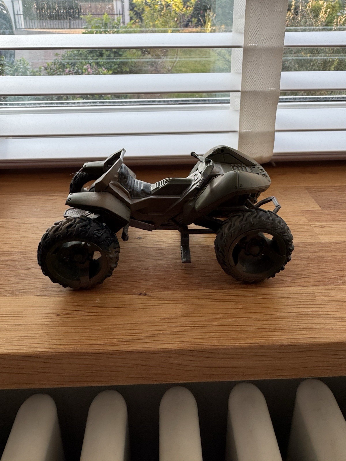 Picture 4 of 6