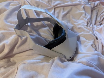 WORKING Meta Oculus Quest 2 VR Headset White