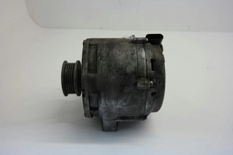 2004-09 CADILLAC XLR 4.6L Alternator - Image 2 of 4