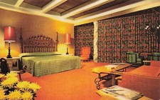 Lodge of the Four Seasons Lake Ozark Missouri Hotel Interior Motel Postcard H24