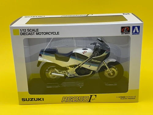 SUZUKI RG 250F AOSHIMA Druckguss Fertigmodell Maßstab 1:12 NEU Top Rarität - Bild 2 von 4