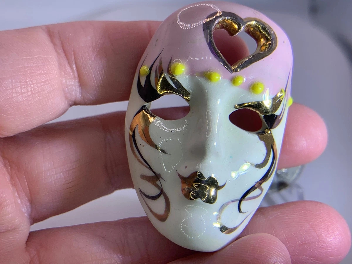 Mardi Gras Mask Pink NEW ORLEANS SIGNED Vintage Porcelain Brooch