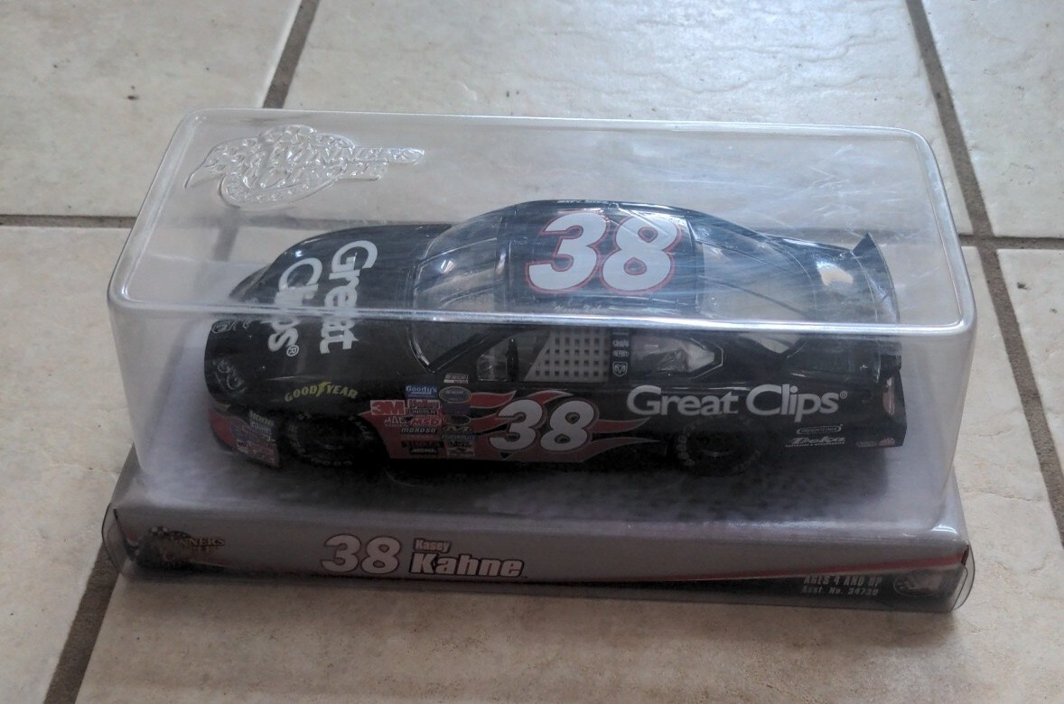 Kasey Kahne #38 2005 Dodge Charger 1:24 Winners Circle NASCAR