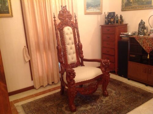 VERY LARGE IMPRESSIVE HEAVILY CARVED LEATHER THRONE CHAIR KING CHAIR MAHOGANY  - Picture 1 of 12