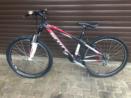 Scott Scale 60 mountain bike, front 