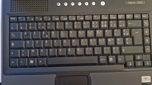 Acer Aspire 1350 Series Windows XP Pro SP Athlon 2600+ 512Mo HDD 40Go VINTAGE - Imagen 5 de 8