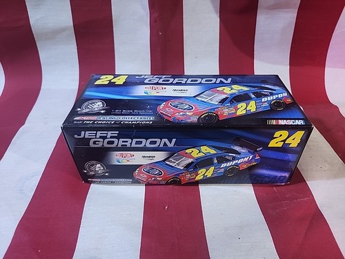 Jeff Gordon #24 DuPont 2008 Inpala 1/24 Diecast New Rare Medallion Kit Version - Picture 2 of 5