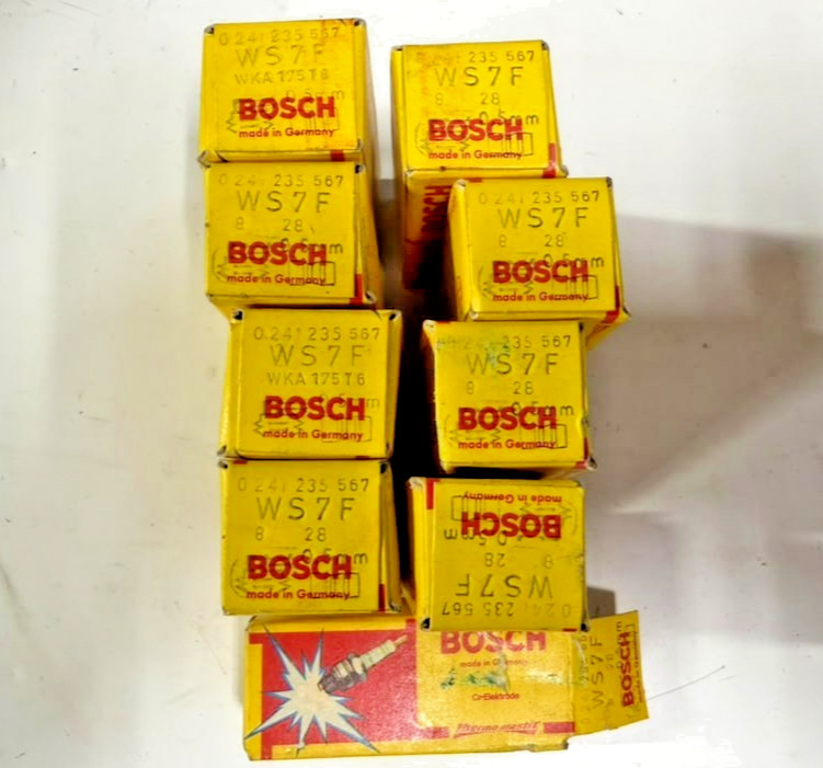 Bosch WS7F Spark Plug, LOT OF 9